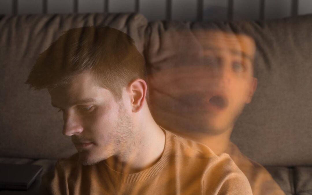 10 Signs of Bipolar Disorder You Shouldn’t Ignore